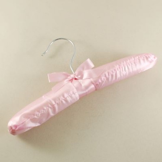 Pembe Dolgulu Kumaş Ve Fiyonklu Bebek Askısı