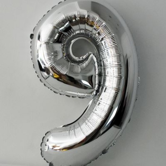 9 Dokuz Rakamlı Gümüş Renkli Büyük Folyo Balon 62 Cm