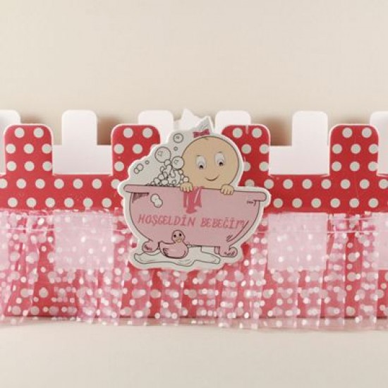 Yıkanan Bebekli Pembe Çit Ahşap Bebek Şekeri Sunum Sepeti