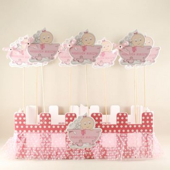 Yıkanan Bebekli Pembe Çit Ahşap Bebek Şekeri Sunum Sepeti