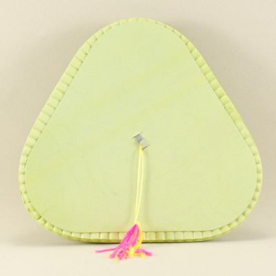 Yeşil Desenli Üçgen Kağıt Parti Feneri