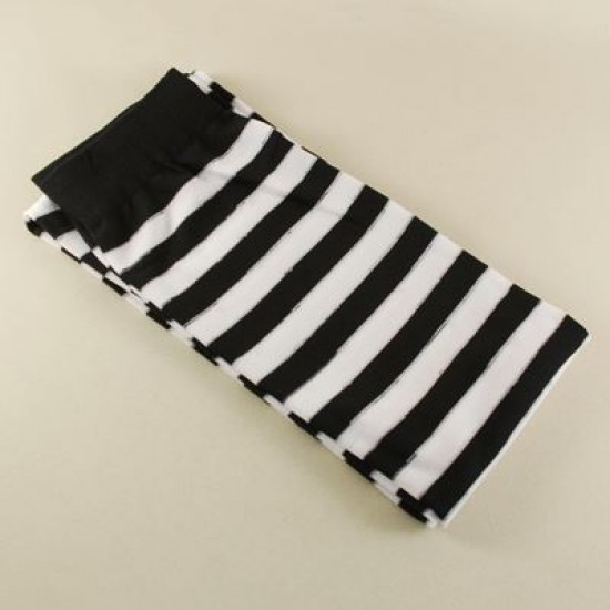 Siyah Beyaz Çizgili Diz Üstü Yetişkin Parti Çorabı