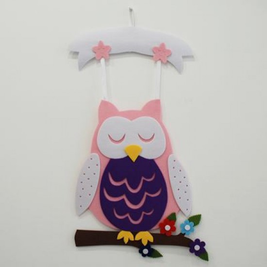 Pembe Baykuş Figürlü Ve Aksesuarlı Keçe Kapı Süsü 34x60 cm