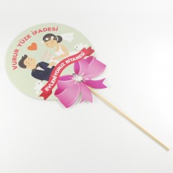 Vurur Yüze İfadesi Evleniyoruz Bitanesi Resimli Konuşma Balonu