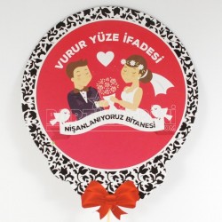 Vurur Yüze İfadesi Nişanlanıyoruz Bitanesi Resimli Konuşma Balonu