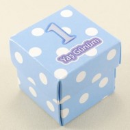 1 Yaş günüm Mavi Puantiyeli Kare Kapaklı Karton Kutu 5X5X5 cm 10 Adet