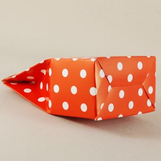 Kırmızı Puantiyeli Karton Çerez Ve Şekerlik 11x7x4.5 cm 10 Adet