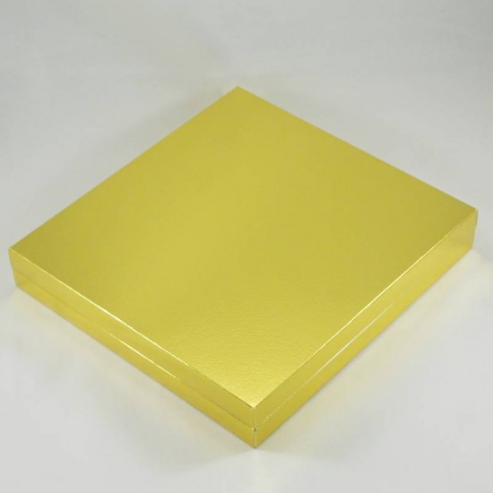16 Bölmeli Madlen Çikolata Kutusu Gold (altın) Renkli