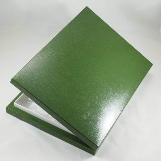 24 Bölmeli Madlen Çikolata Kutusu Yeşil Renkli