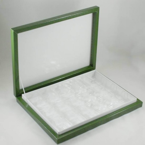 24 Bölmeli Madlen Çikolata Kutusu Yeşil Renkli