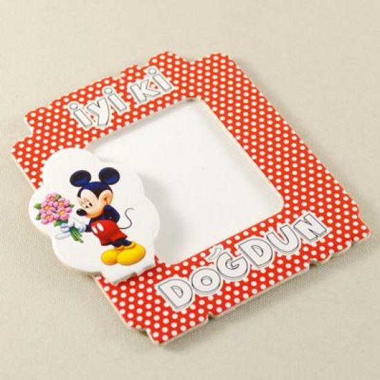 İyiki Doğdun Çiçekli Mickey Mouse Kırmızı Üzerine Beyaz Puantiyeli Magnetli Fotoğraf Çerçevesi