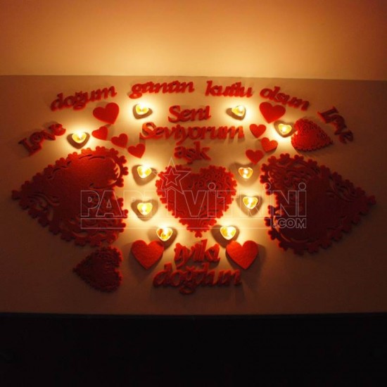 Doğum Günün Kutlu Olsun Kalpli Masa Seti