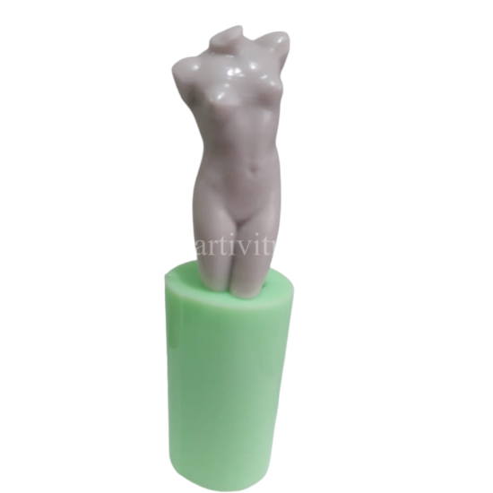 Klasik Dönem Yarım Kadın Vücudu Şeklinde Silikon Mum Kalıbı 10,5x3x4,5 Cm