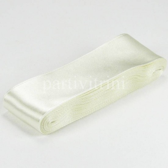 Krem Renk Saten Kurdela 5 Cm. X 10 Metre