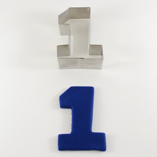 1 Rakamı Şeklinde Metal Kurabiye Kalıbı 8.5 Cm