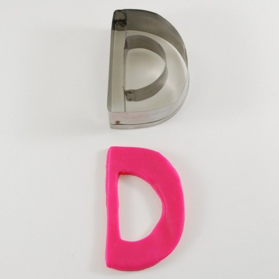 D Harfi Şeklinde Metal Kurabiye Kalıbı 7 Cm