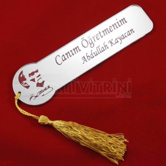 Atatürk Silüetli İsimli Ve Püsküllü Kitap Ayracı Pleksi Ayna