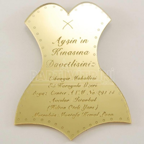 Gelinlik Şeklinde İsim Yazılan Pleksi Ayna