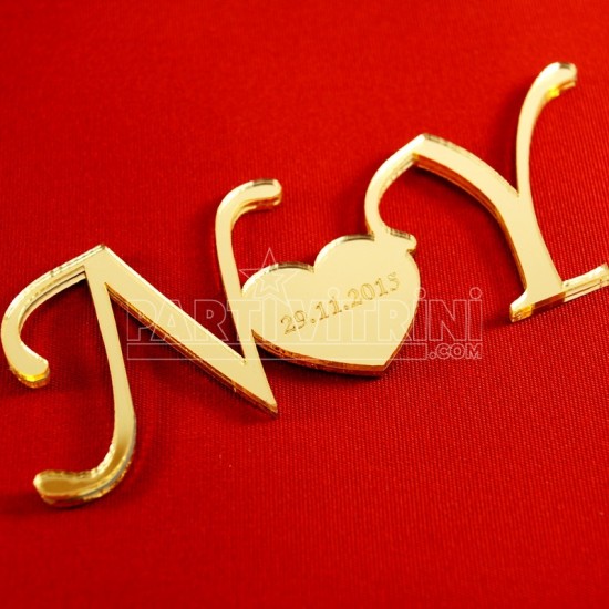 İsim Baş Harfli Altın Renk Pleksi Ayna