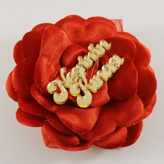 Kına Güllü Ve Üzerine İsim Yazılan Pleksi Ayna