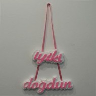 İyiki Doğdun Pembe Simli Strafor Kapı Süsü