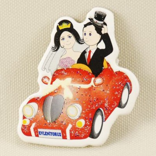 Gelin Ve Damat Kırmızı Araba Ahşap Çıkartma Nikah Şekeri Süsü 20 Adet