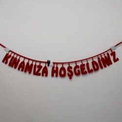 Kınamıza Hoşgeldiniz Yazılı Kırmızı Keçe Kapı Süsü 165 Cm