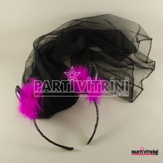 Siyah Tül Duvaklı Deri Boynuzlu Ve Fuşya Tüylü Taç