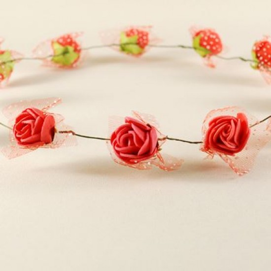 Kırmızı Tüllü Ve Çiçekli Gelin Taçı