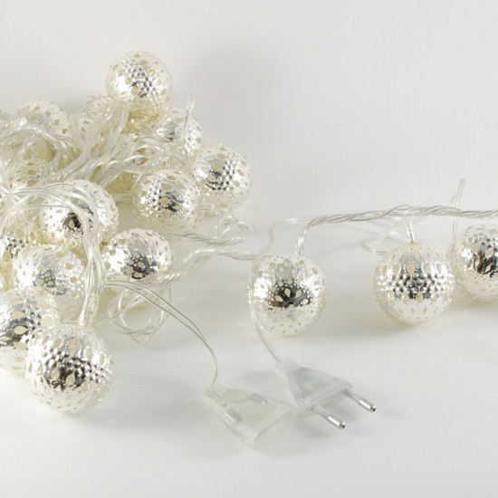 Gümüş Renk Desenli Toplar Gün Işığı Yanan Led Yılbaşı Işıkları