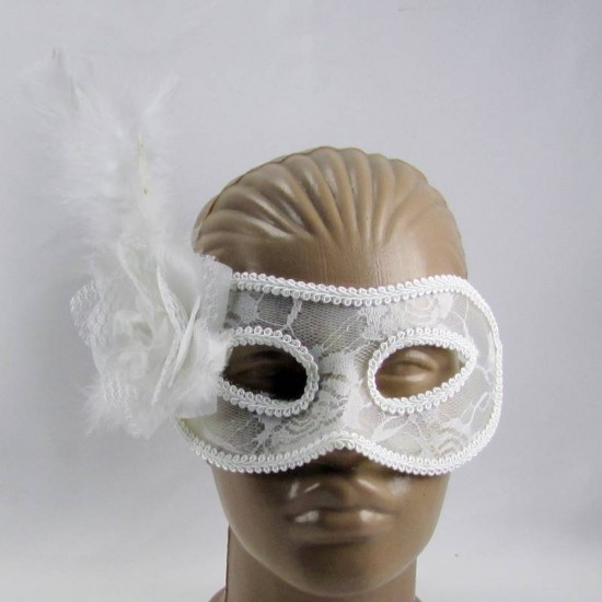 Beyaz Dantel Tüylü Maske