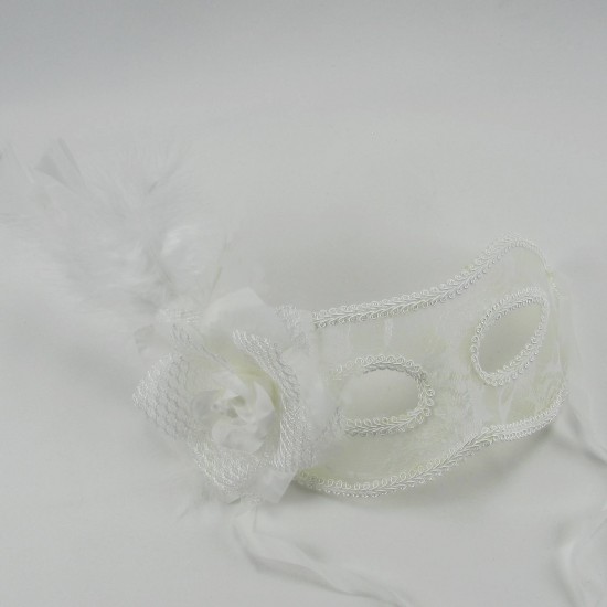 Beyaz Dantel Tüylü Maske
