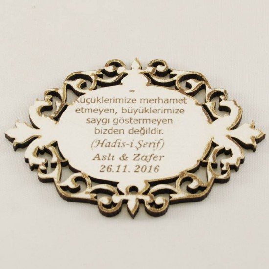 Oyma Motifli Oval İsim Yazılan Ahşap Süs